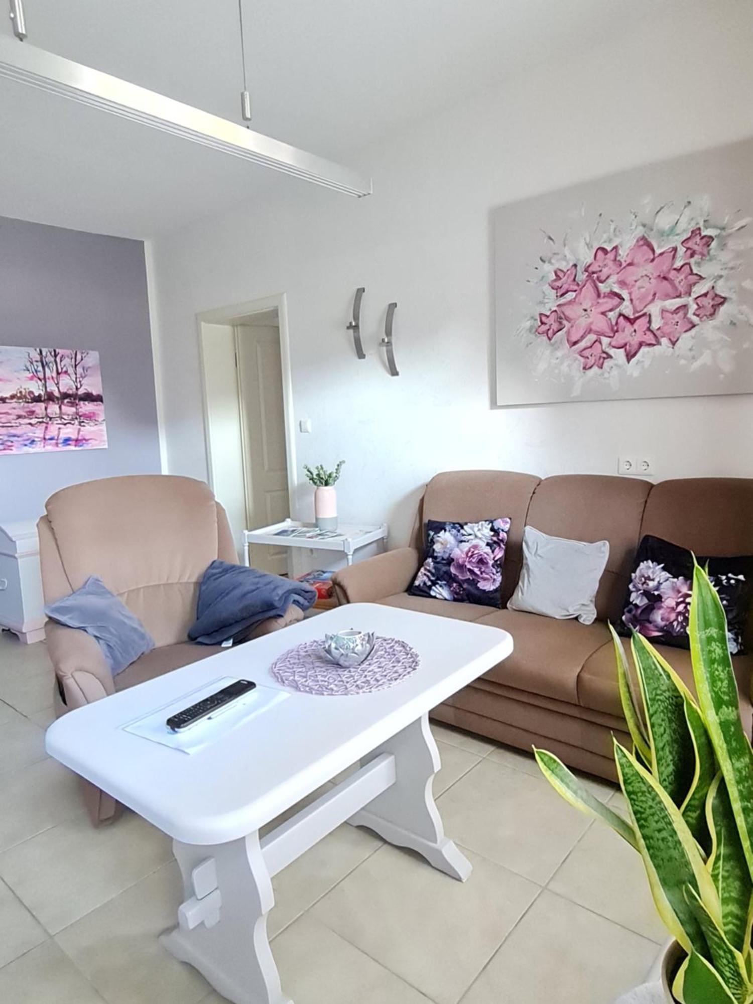 Ferienwohnung Am Huenenweg Berge  Экстерьер фото